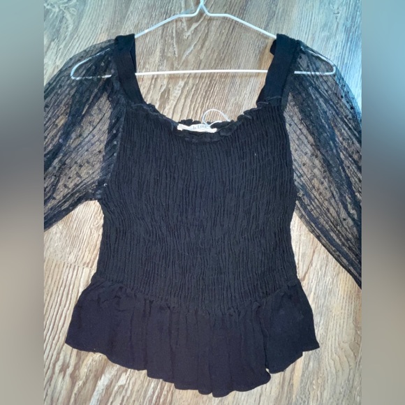 Black Smocked Top with Sheer Long Sleeves🤩 - Picture 4 of 4